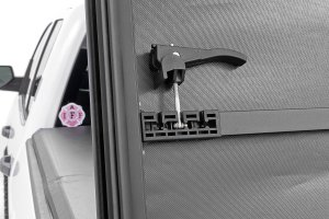 Chevrolet Silverado 1500 LD Soft Tri-Fold Bed Cover - Rough Country - Tri-Fold Vinyl - 2019